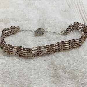 Alistair Stewart Jewellers Silver detailed bracelet with padlock closure 🔴